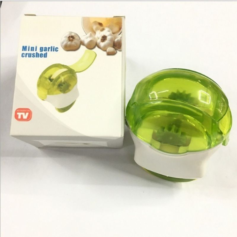 Hand-Push Garlic Crusher